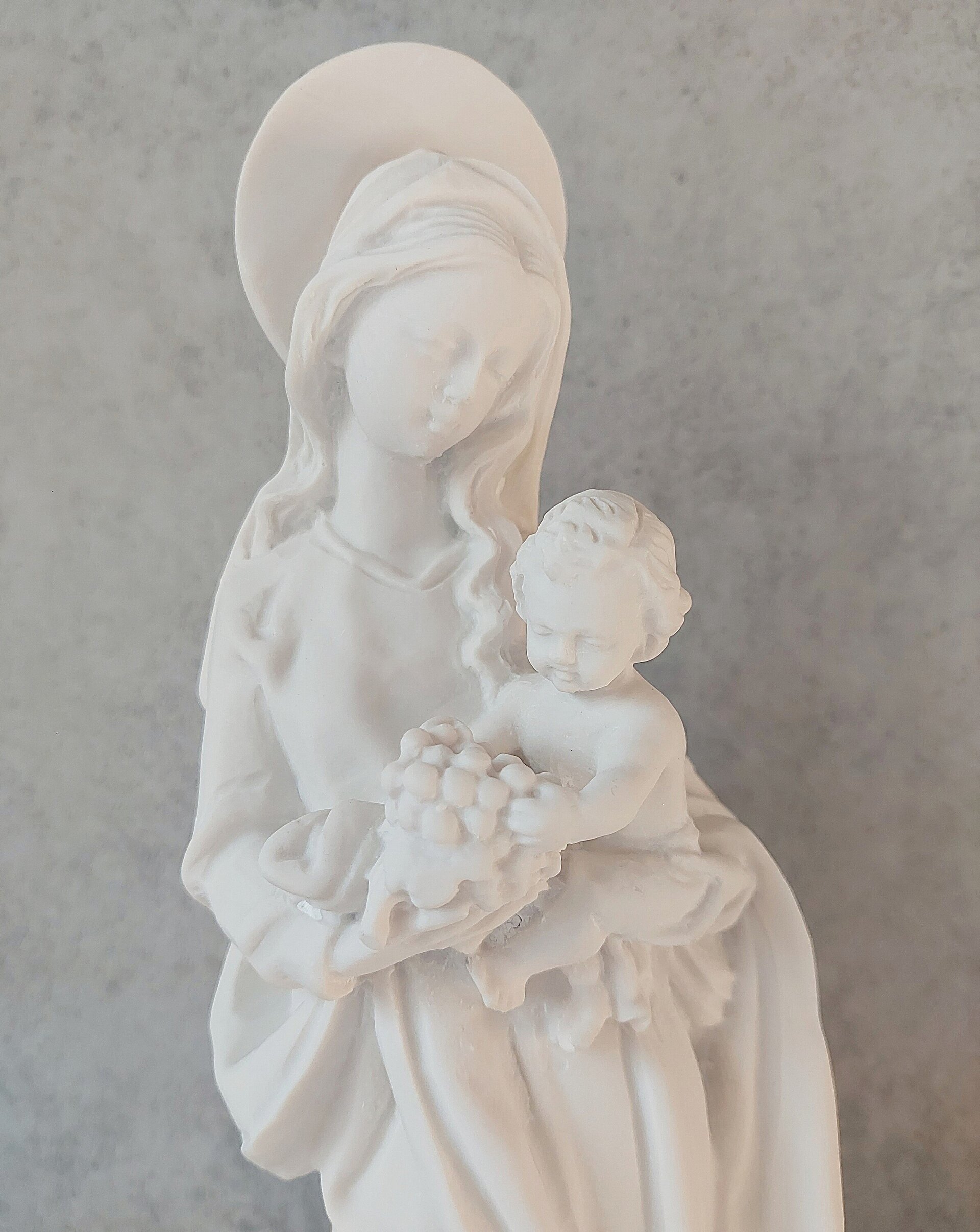 Madre de la Gracia - blanco - 4