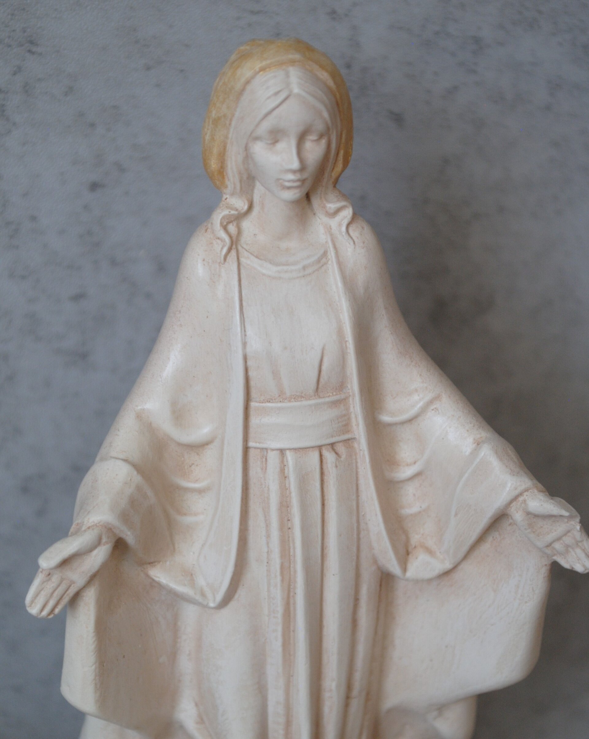 Reina de la Paz - marfil - 4